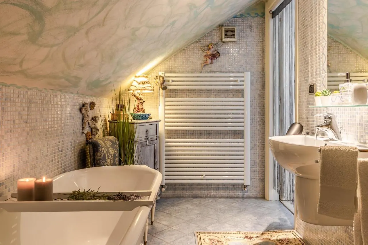 לינה וארוחת בוקר Baricella House Garden Loft