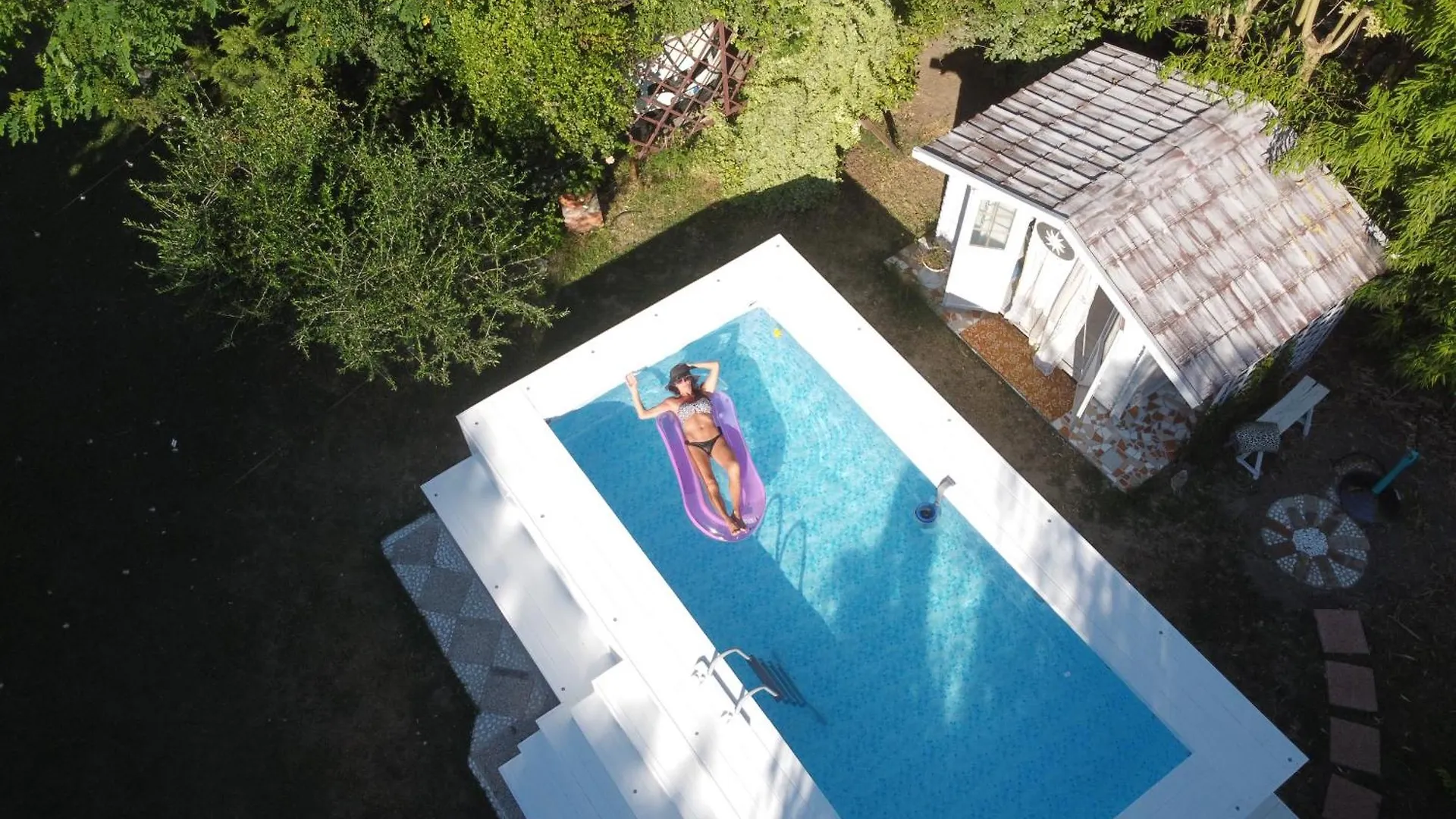 לינה וארוחת בוקר Baricella House Garden Loft