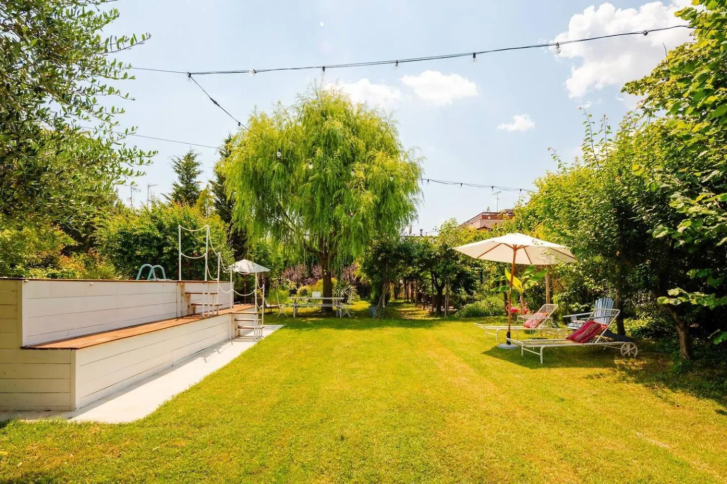 לינה וארוחת בוקר Baricella House Garden Loft