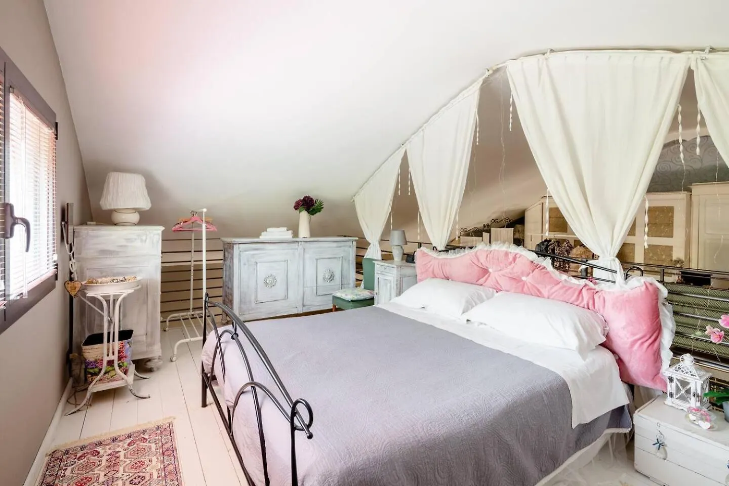 לינה וארוחת בוקר Baricella House Garden Loft איטליה