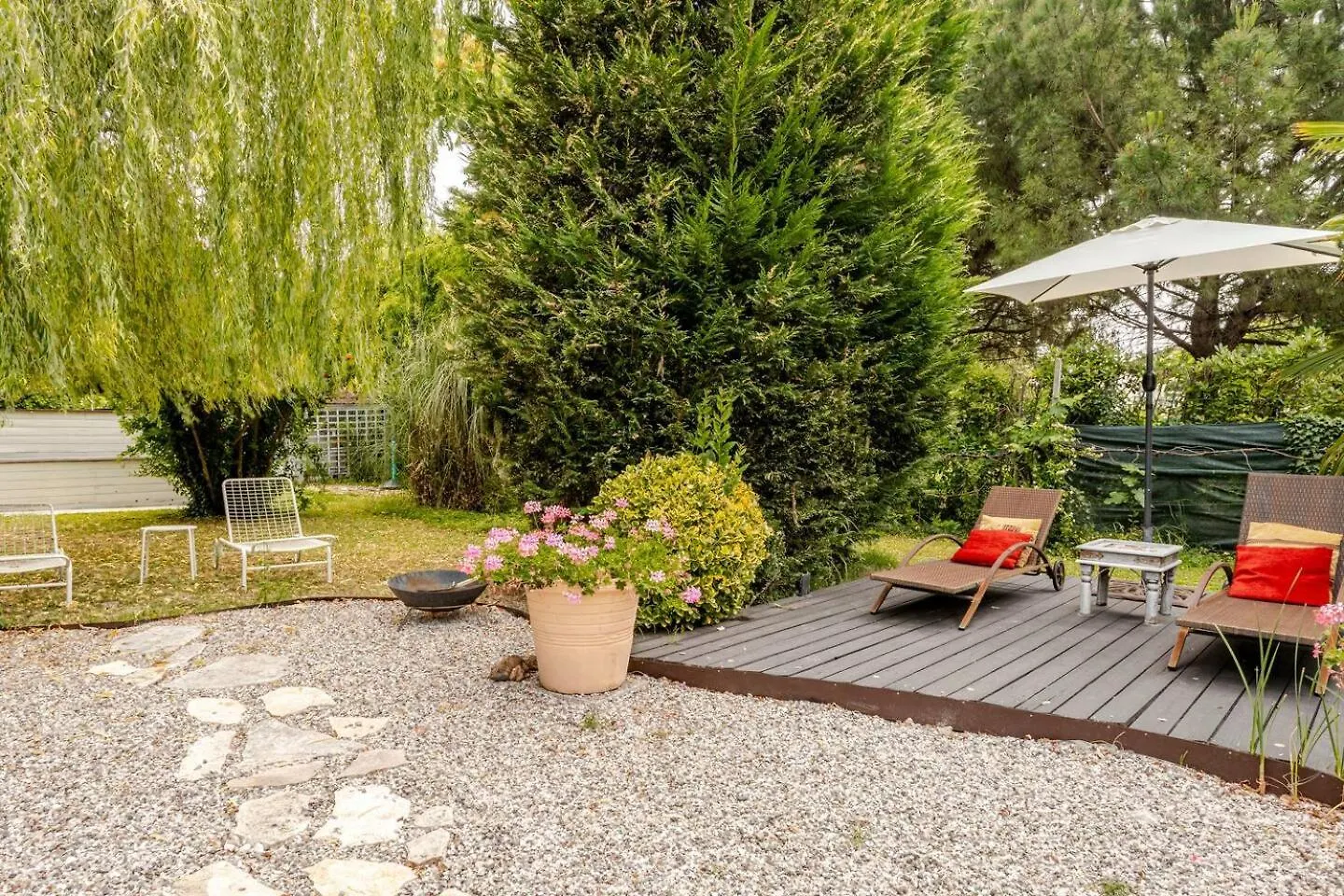 לינה וארוחת בוקר Baricella House Garden Loft איטליה